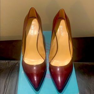 Nine West Wedge heels, burgundy